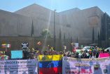 Protesta frente a embajada de EU en CDMX