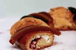 Rosca de Reyes rellena de queso crema y zarzamora
