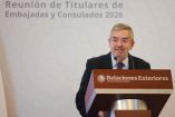 Juan Ramón de la Fuente, secretario de Relaciones Exteriores, durante su mensaje en la XXVII Reunión de Titulares de Embajadas y Consulados 2026, desde el podio de la cancillería mexicana, donde fijó la postura de México en política exterior.