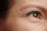 ¿Por qué el contorno de ojos envejece más rápido?