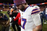 Josh Allen sufrió cuatro pérdidas de balón contra Broncos