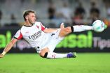 Santiago Gimenez sigue recuperándose de su lesión.
