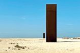 East-West/West-East, del escultor Richard Serra.