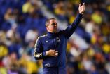 Andre Soares Jardine el entrenador del América, reclamando de nuevo.