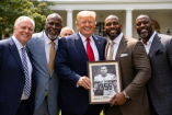 Donald Trump oficializó el indulto presidencial a cinco exjugadores de la NFL, entre ellos Nate Newton, en una decisión que la Casa Blanca presentó como un mensaje de redención y segundas oportunidades.