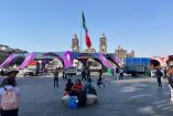 Para dar paso a los trabajos, este viernes la plancha del Zócalo se encuentra totalmente cercada