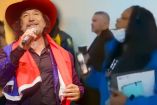 Una empleada de estadio en Estados Unidos amenazó con llamar al ICE durante un concierto de Los Bukis; el incidente se volvió viral y generó rechazo social.
