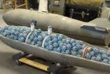 Las bombas de racimo se abren en el aire y liberan decenas o cientos de submuniciones.