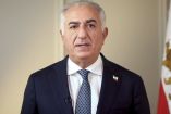 Reza Pahlavi se autoproclamó líder de transición en Irán tras la muerte de Jameneí.