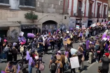 Miles de mujeres marcharon en Cuernavaca, Morelos, para exigir justicia por víctimas de feminicidio