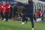 El técnico del América festejó ante la banca de Chivas