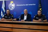 El ministro del Interior de Uruguay ofrece conferencia junto a jefes policiales sobre cooperación internacional tras arresto de Sebastián Marset.