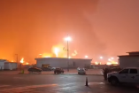 Un incendio alrededor de la barda perimetral en la Refinería Olmeca