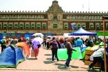 Ciudad de MÈxico 18 de Marzo. Maestros de la CNTE llegando al Zocalo de la CDMX para iniciar el paro de 72 horas. Foto DarÌo Luna