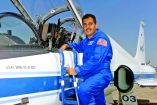 El viaje al espacio inicia en la mente de quien se prepara para lo imposible, cuenta en entrevista el astronauta latino José Hernández.