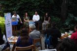 Personas en conferencia de prensa de Nuestro Futuro A.C. sobre ballenas del Golfo de California y suspensión de buques del Proyecto Saguaro.