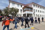 El ministro del Interior descartó un atentado terrorista y calificó el tiroteo como un acto personal.