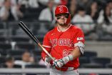 Trout se convirtió en el primer pelotero en conectar jonrón en cuatro días consecutivos en Yankee Stadium.