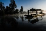 Las chinampas de Xochimilco representan una técnica agrícola ancestral y patrimonio cultural de la capital.