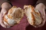 Trucos para ablandar el pan duro