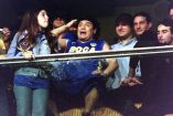 Maradona, en La Bombonera, en junio de 2001.<br><br>DIEGO ARMANDO MARADONA celebra su equipo durante el partido Boca Juniors vs Cruz Azul, correspondiente al partido de vuelta de la Final de la Copa Libertadores 2001, en el Estadio La Bombonera, el 28 de Junio de 2001.