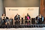 El panel destacó que la empleabilidad evoluciona hacia perfiles capaces de aplicar conocimiento y generar valor desde el inicio de su trayectoria profesional.