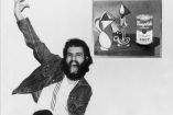 Durante décadas, la obra de Fernando Sampietro (1951–1984) permaneció casi invisible, resguardada en el ámbito familiar y atravesada por una memoria fragmentada.