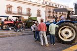 ZACATECAS, ZACATECAS, 27MARZO2026.- Después de ocho horas de negociación y sin llegar a acuerdos, los productores de frijol decidieron mantener por segunda noche consecutiva el plantón en la Plaza de Armas. Los agricultores exigen el acopio de cinco mil toneladas de frijol extras en el programa federal; lo que correspondería a 150 productores de los ocho municipios que se mantienen en las manifestaciones. FOTO: ADOLFO VLADIMIR /CUARTOSCURO.COM