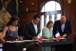Mario Delgado y autoridades de Francia firman un acuerdo educativo bilateral en la sede de la SEP en Ciudad de México.