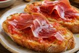 Receta de pan tumaca con jamón serrano