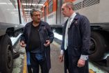 Dan mantenimiento al Metro Línea 2