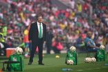 Miguel Herrera aseguró que no comparte la concentración de la Selección Mexicana en plena Liguilla y defendió que los jugadores permanezcan con sus clubes.