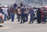 Colectivos protectores de animales denunciaron que los caballos fueron mantenidos durante varias horas en un estacionamiento expuestos a altas temperaturas y sin acceso visible a agua.