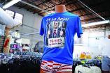 Una tienda de Florida puso a la venta playeras con la imagen simulada de Díaz Canel en prisión.