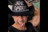 Joe Jonas se vuelve viral por bailar "Vaquero" durante su paso por CDMX
