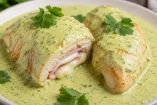 Receta de pechugas rellenas con crema de cilantro