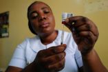 Representantes de la OMS informan avances en el desarrollo de nuevas soluciones médicas frente al ébola