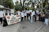 También los estudiantes denunciaron represión en las manifestaciones y confrontaron a personas ajenas al instituto