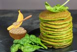 Receta de hot cakes de espinacas con plátano y avena