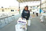 Persona votando durante la pasada elección judicial.