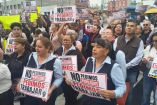 Comerciantes establecidos de la Calle de las Novias exigen libre acceso tras cinco días de pérdidas por cercos vallas y plantón de la CNTE.