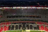 El Estadio Ciudad de México luce 211 banderas en la parte más alta del inmueble.