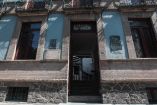 Fachada de la Casa del Poeta Ramón López Velarde, ubicada en Álvaro Obregón 73, Colonia Roma.