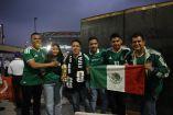 Algunos aficionados han tenido que caminar casi dos kilómetros para llegar al Estadio Ciudad de México