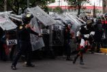 El encontronazo se dio en el puente vehicular que ingresa al Estadio