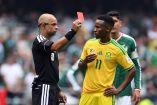 El partido entre México y Sudáfrica se quedó a una tarjeta roja de igualar la mayor cantidad de expulsiones en un partido en el Mundial.