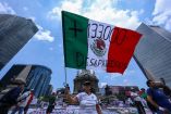Protesta de madres buscadoras en el Ángel de la Independencia