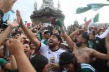 Hermanados, todos celebraron, rieron y brincaron de alegría, olvidando por un rato los días de caos