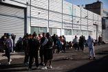 Durante el año pasado, más de 70 mil 500 personas solicitaron asilo en México en calidad de refugiadas, lo que significó un número ligeramente menor al registrado en 2024.