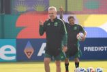 Javier Aguirre en el entrenamiento final de México para enfrentar a Corea del Sur